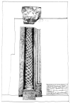 Колона порталу львівської кам'яниці. 
Цільний кам'яний блок. 
Перший приклад монтування експозиції. 
15.05.1999